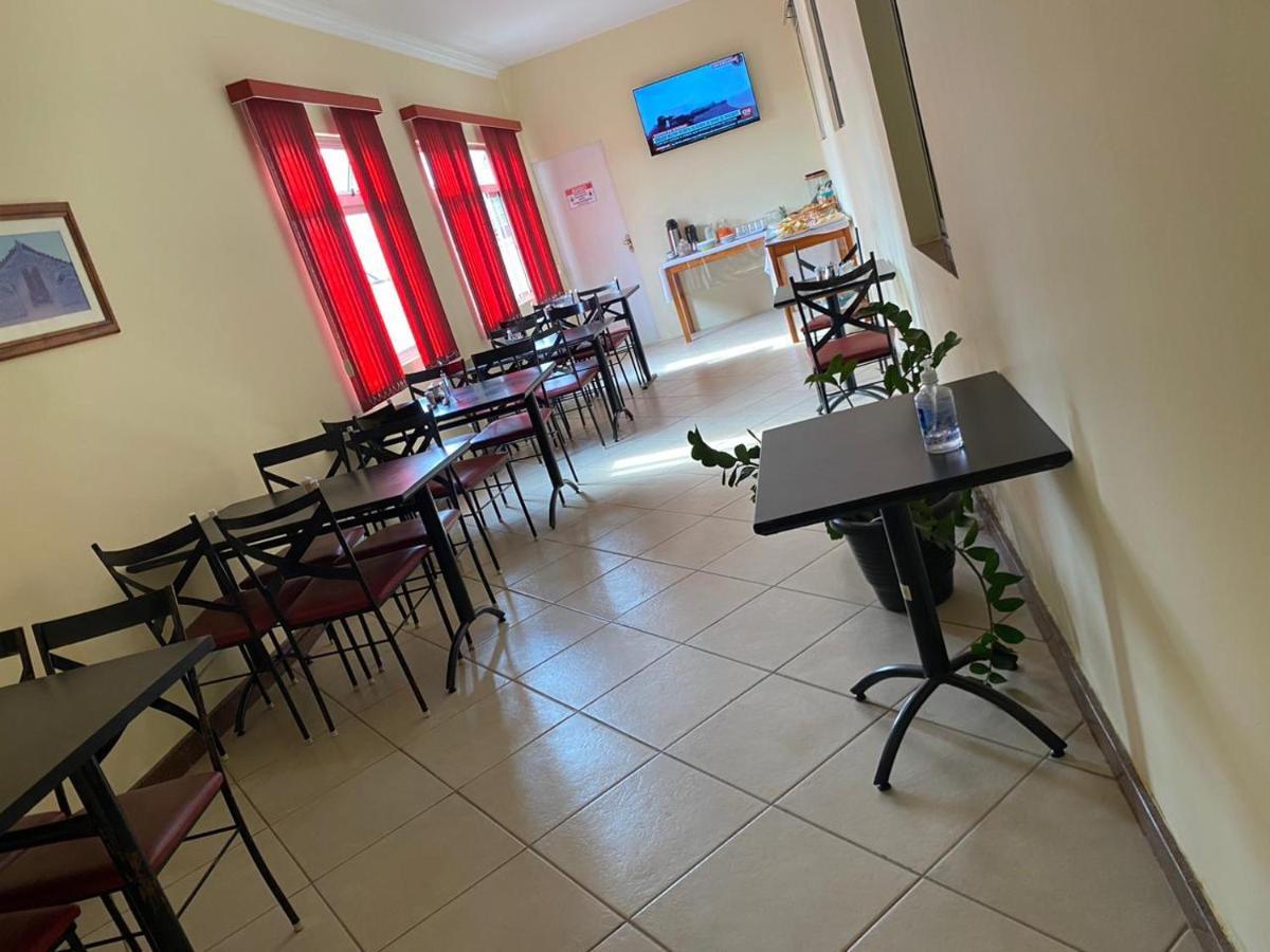 Hotel Cascata Capelinha Екстер'єр фото